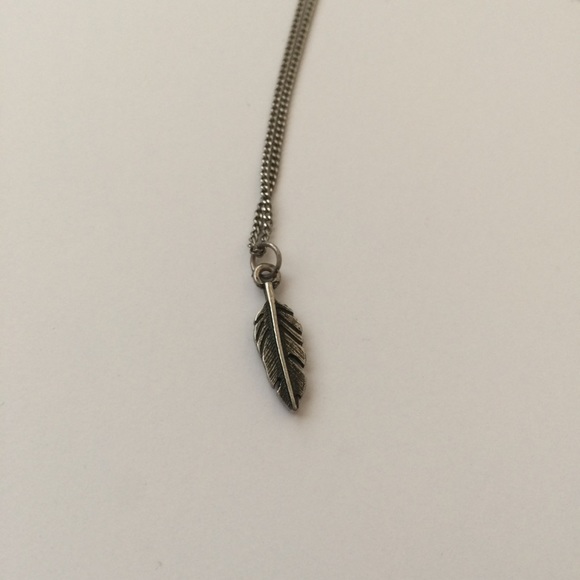 American Eagle Outfitters Jewelry - American Eagle Feather Necklace
